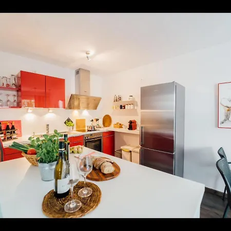 Weinreisedomizil Mit Eigenem Garten Und Parkplatz Apartment *