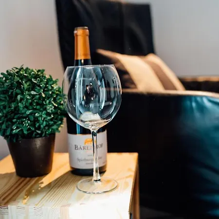 Apartment Weinreisedomizil Mit Eigenem Garten Und Parkplatz Deidesheim