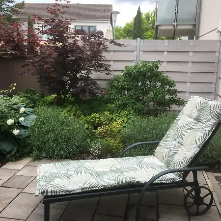 Weinreisedomizil Mit Eigenem Garten Und Parkplatz 아파트