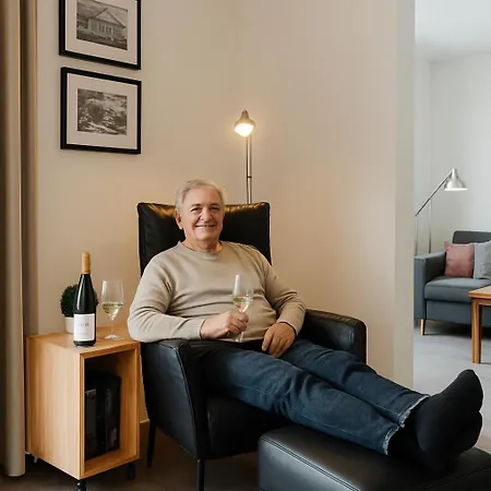 Weinreisedomizil Mit Eigenem Garten Und Parkplatz * 代德斯海姆