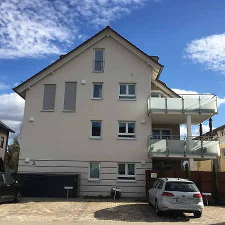 Weinreisedomizil Mit Eigenem Garten Und Parkplatz *