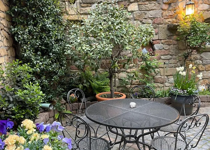 Apartamento Weinreisedomizil Mit Eigenem Garten Und Parkplatz *