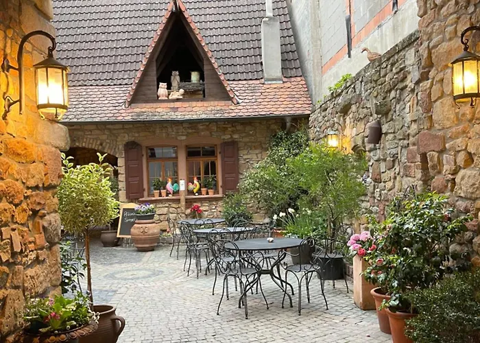 Weinreisedomizil Mit Eigenem Garten Und Parkplatz